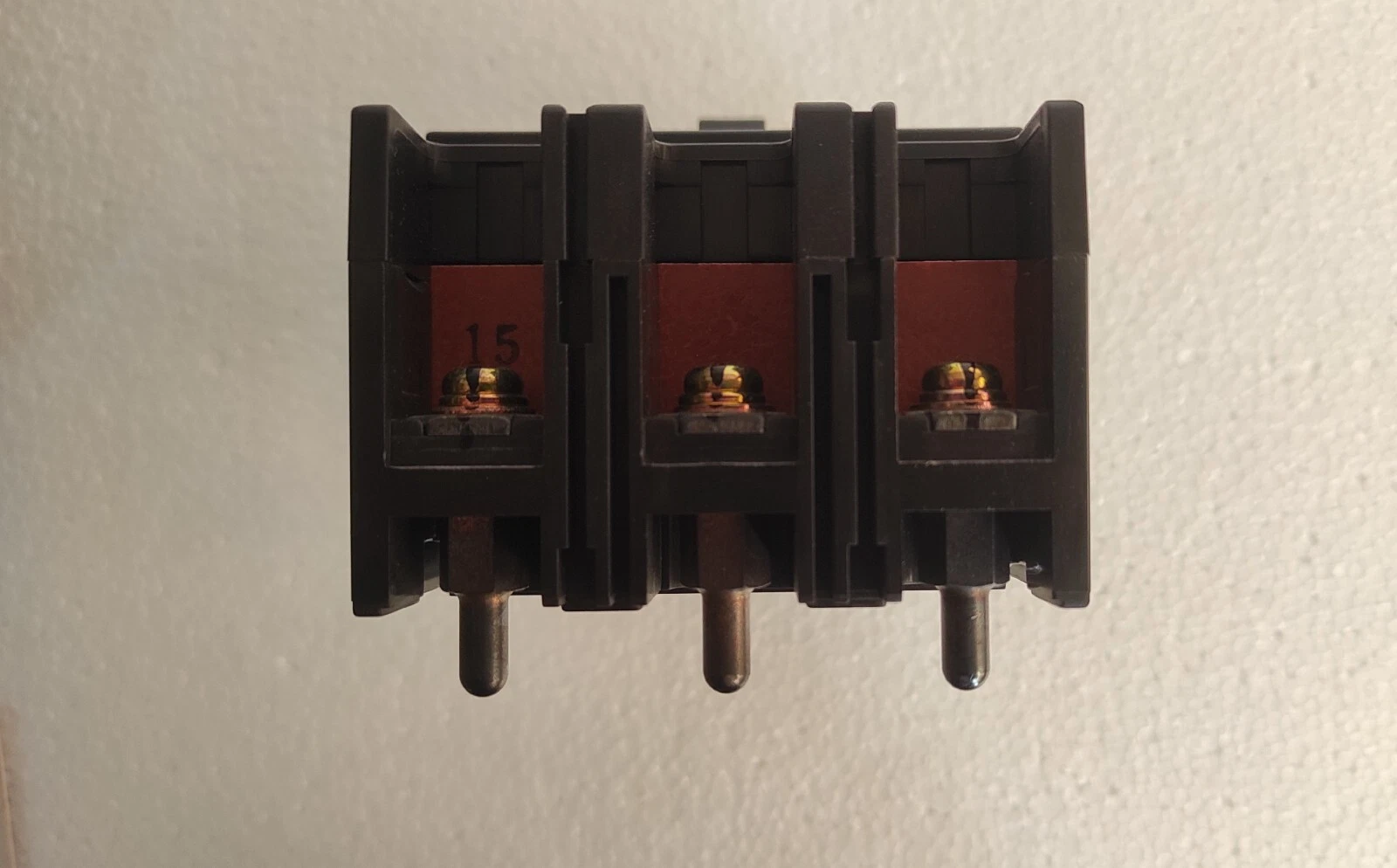 admin/uploads/uploads/Terasaki  XS100NB 15A 3 Pole Circuit Breaker_6.webp
